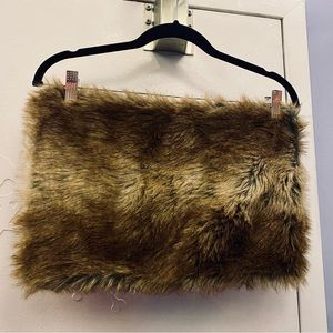 Indigo faux fur scarf 🧣